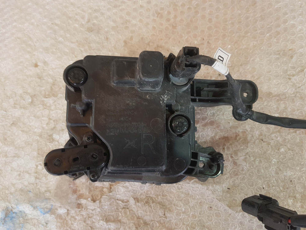 Птф передняя правая LED Kia Optima 4 (JF) 16-18 Б/У Оригинал 92202D4100