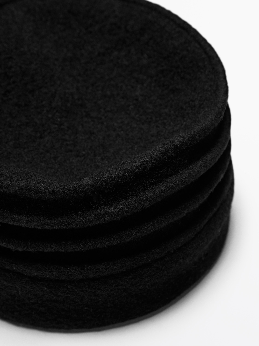 Massimo Dutti Берет из 100% шерсти - Limited Edition, черный