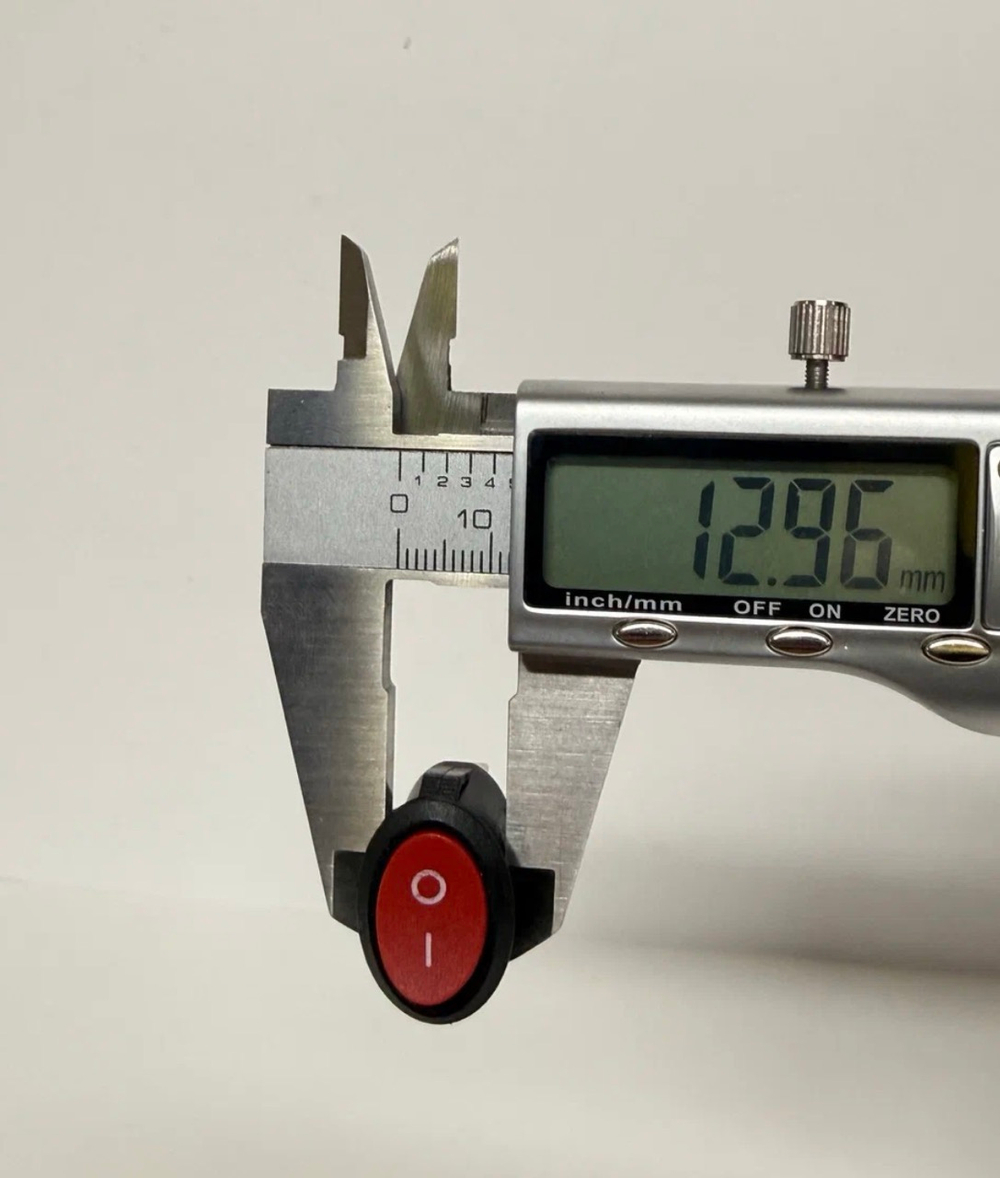 Рокерный (ON-OFF) выключатель, мини, овальная, красная клавиша, 6A 250В (1 шт.)