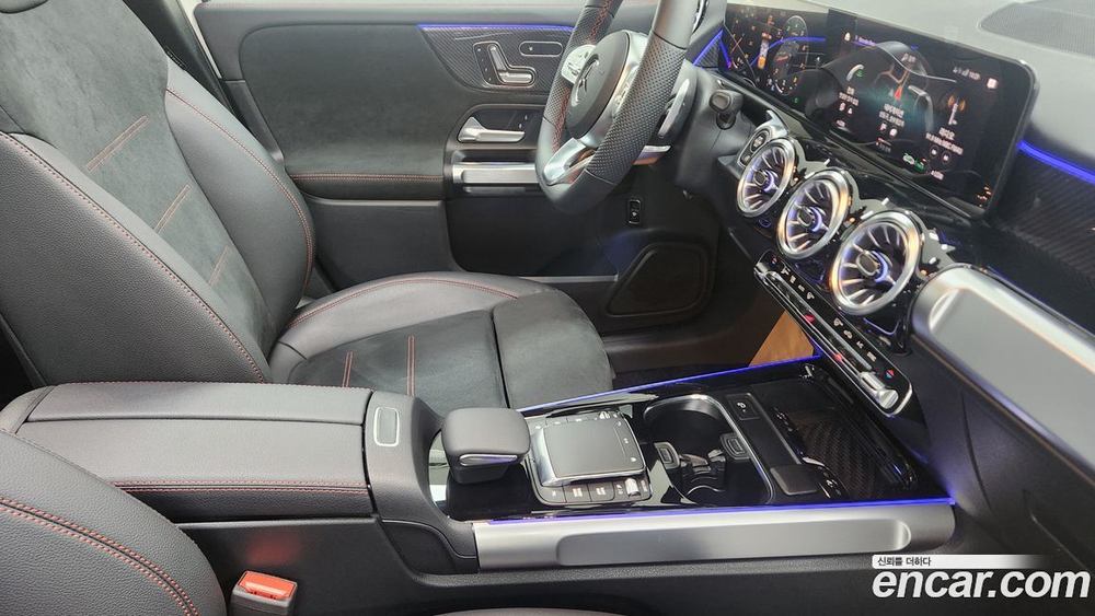 Mercedes-Benz GLB-Class X247 GLB250 4MATIC (10.2023)