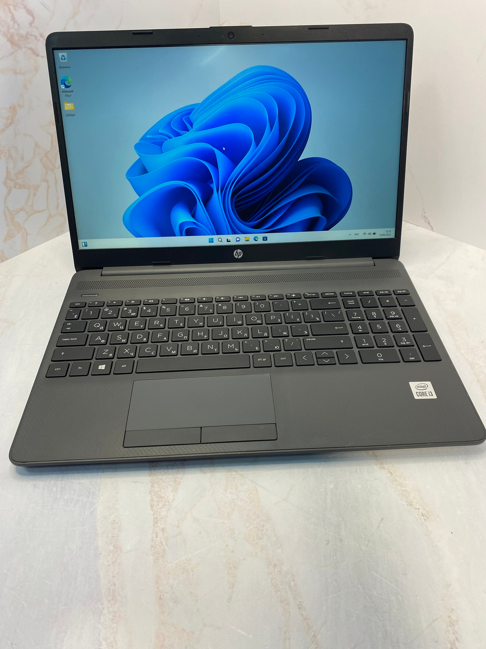 Ноутбук HP 15-dw1126ur. Конфигурация: Intel Core i3 10110U/8GB/512GB SSD/Intel UHD Graphics 620/15,6 (1920/1080) IPS/DOS/B2