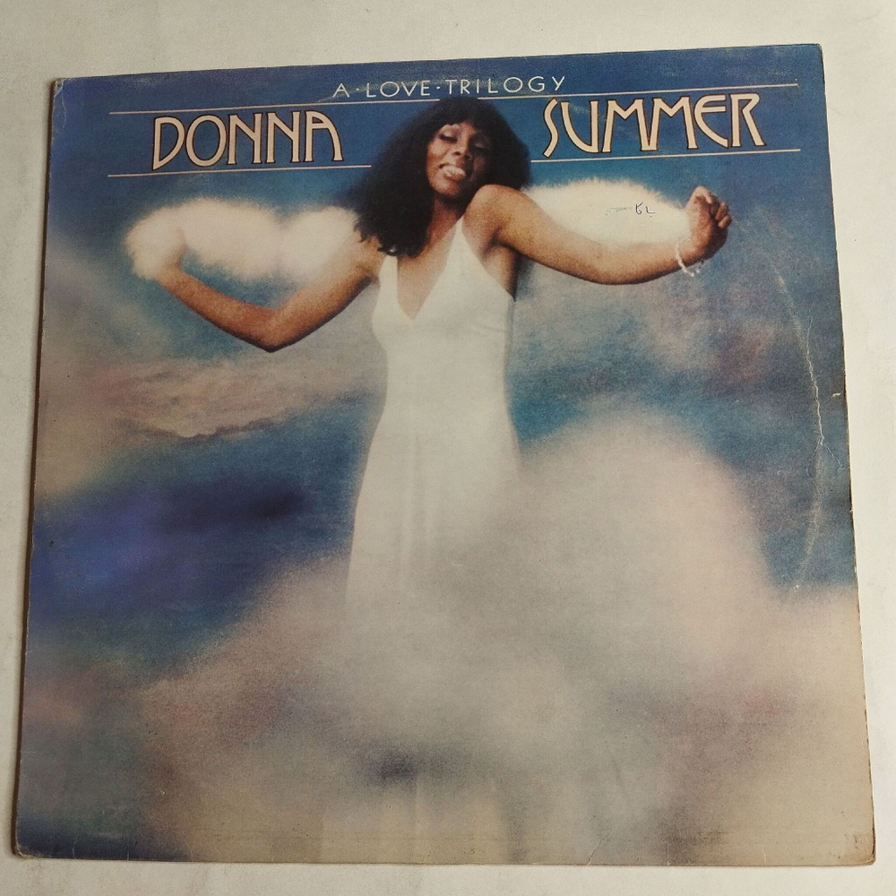 Винтажная виниловая пластинка LP Donna Summer A Love Trilogy (UK 1976)