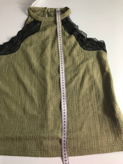 Топ с ажурной отделкой, визуально на 46/48 размер