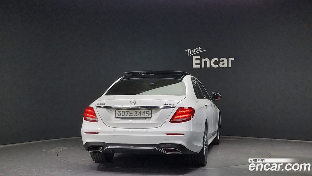 Mercedes-Benz E-Class W213 E350 4MATIC AMG Line (10.2019)