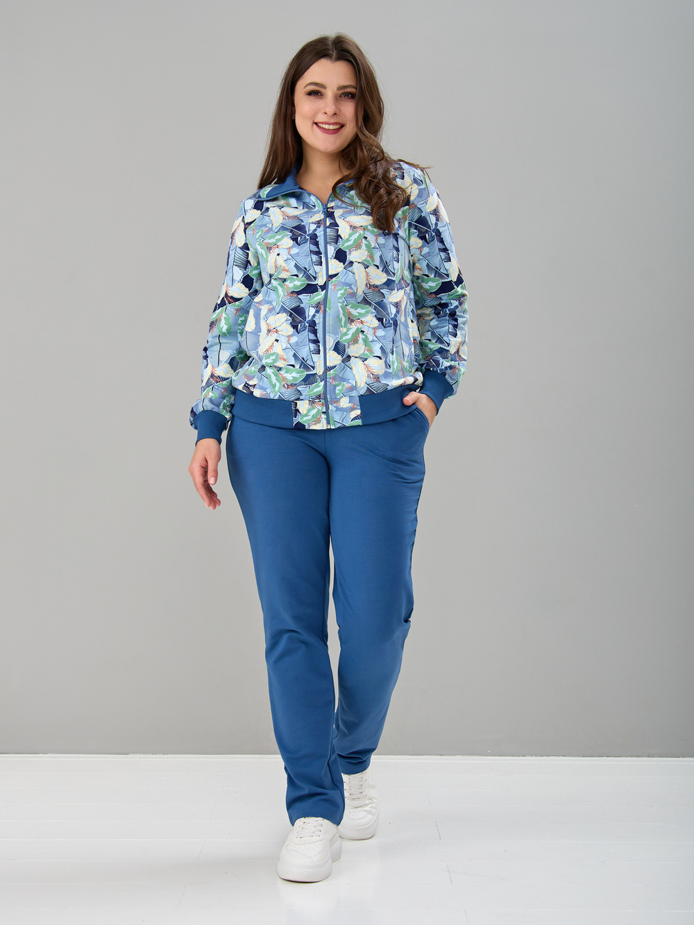 Костюм с брюками КБ-184/индиго-голубыелистья