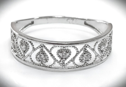 "Эстерелла" - ювелирное кольцо из серебра 925-й пробы