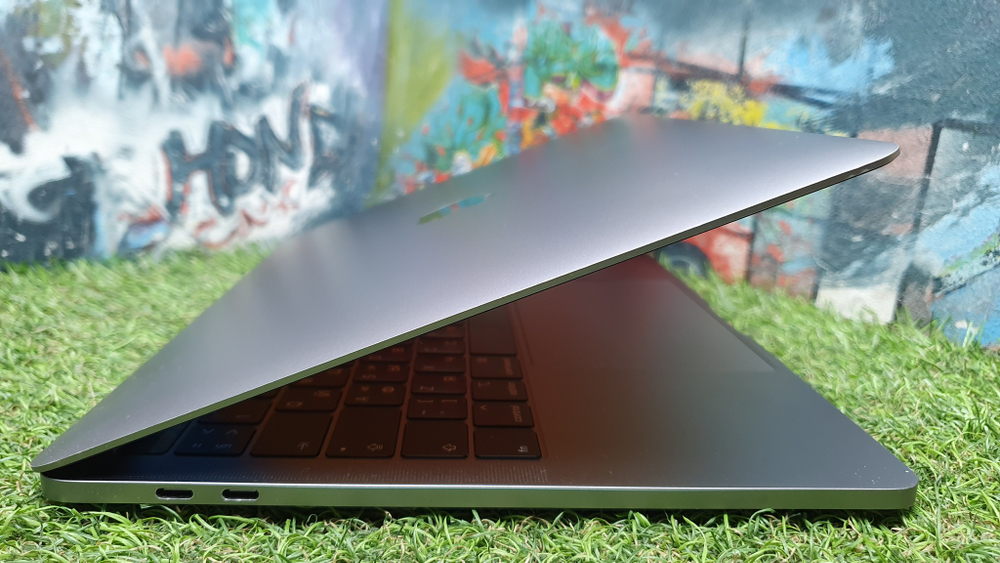 MacBook Pro Retina A2159 13" 2019 i5/8Gb