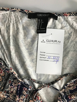 Платье Forever21 лаконичное, маркировка S, визуально на 44 размер