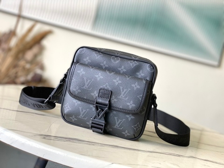 Louis Vuitton Getaway Messenger