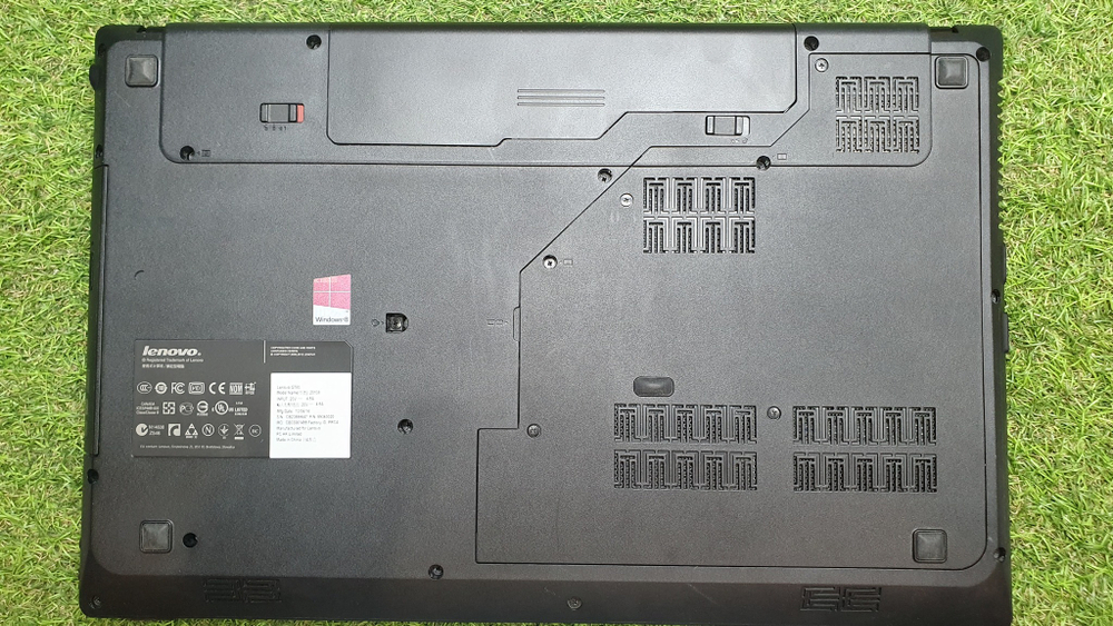 Ноутбук Lenovo i5/4Gb/GT 635M 2Gb