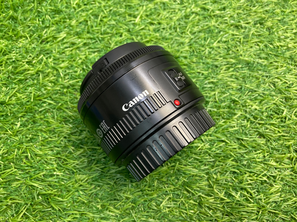 Canon EF 50mm 1.8