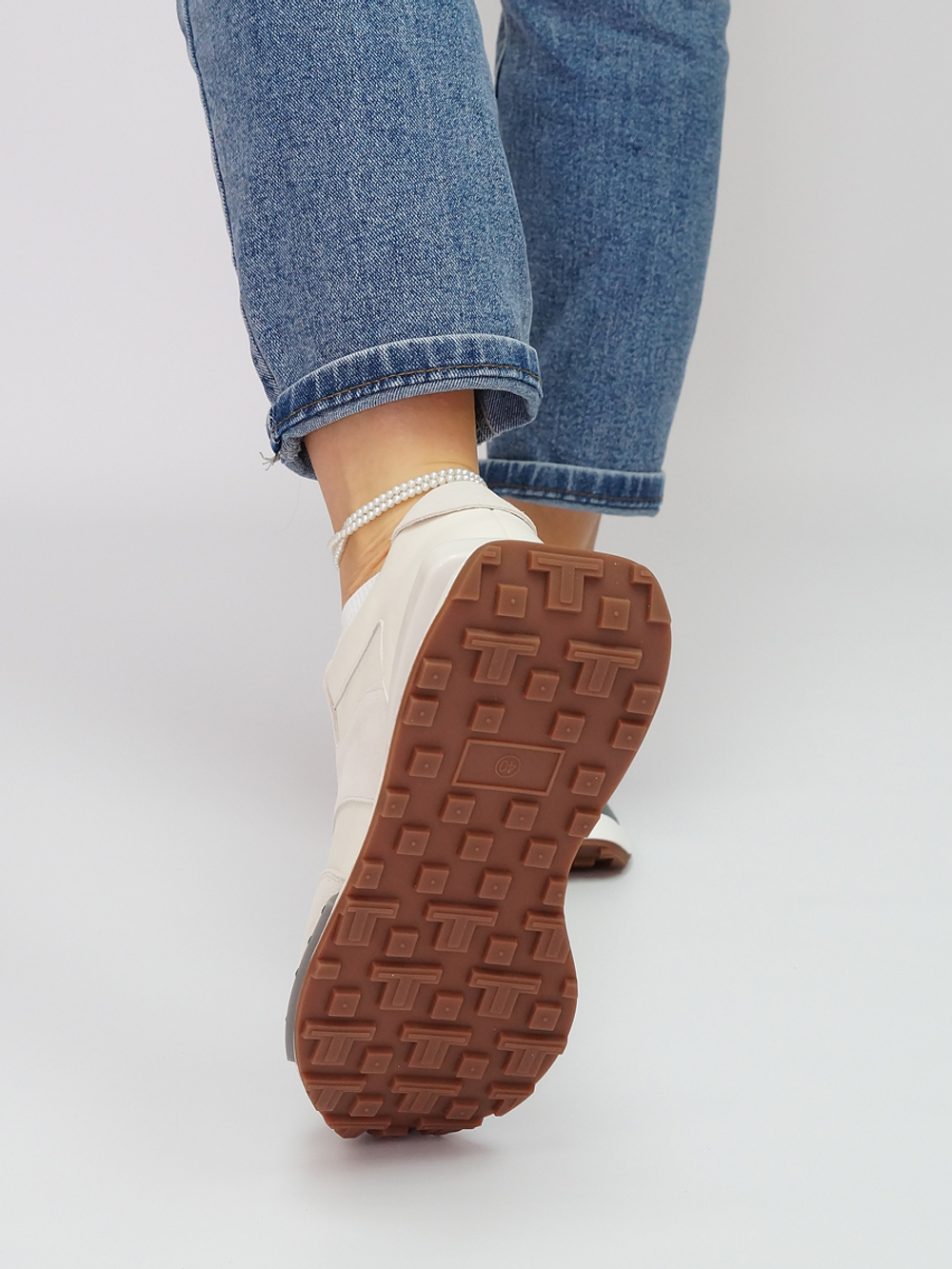 Кроссовки женские демисезонные