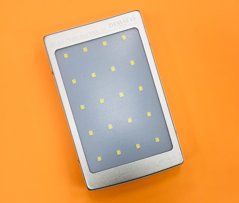 Power Bank 30000mAh, Demaco DMK-A9, серебро