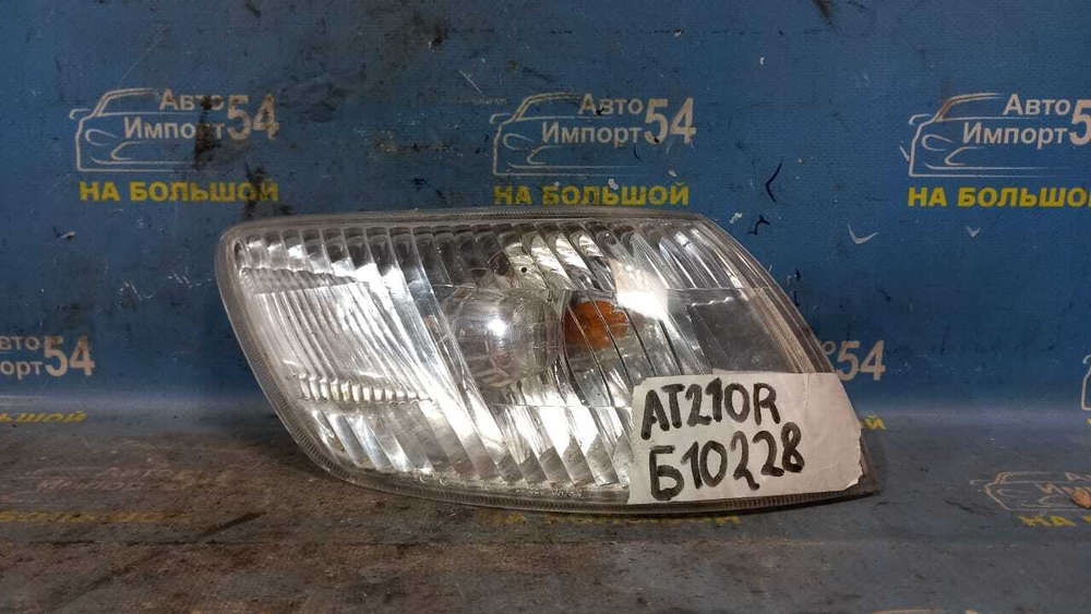 Габарит правый TOYOTA CORONA PREMIO 1997-2001