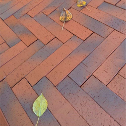 Клинкерная брусчатка Westerwaelder Klinker WK103RBL Design Rot blau, 240x52x50 мм