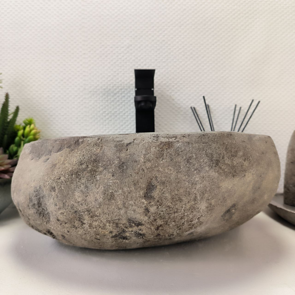 Раковина из речного камня RS63901 (41*34*15) 0120