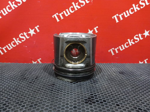 Поршень ДВС 2018г.