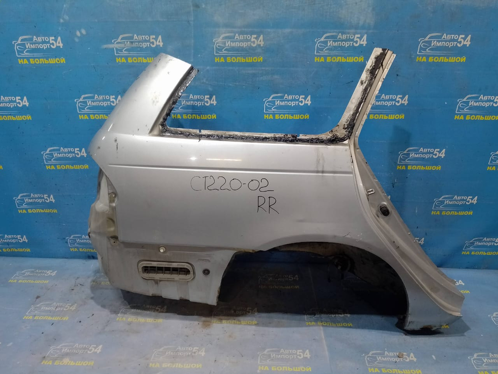 Крыло заднее правое TOYOTA AVENSIS 1999
