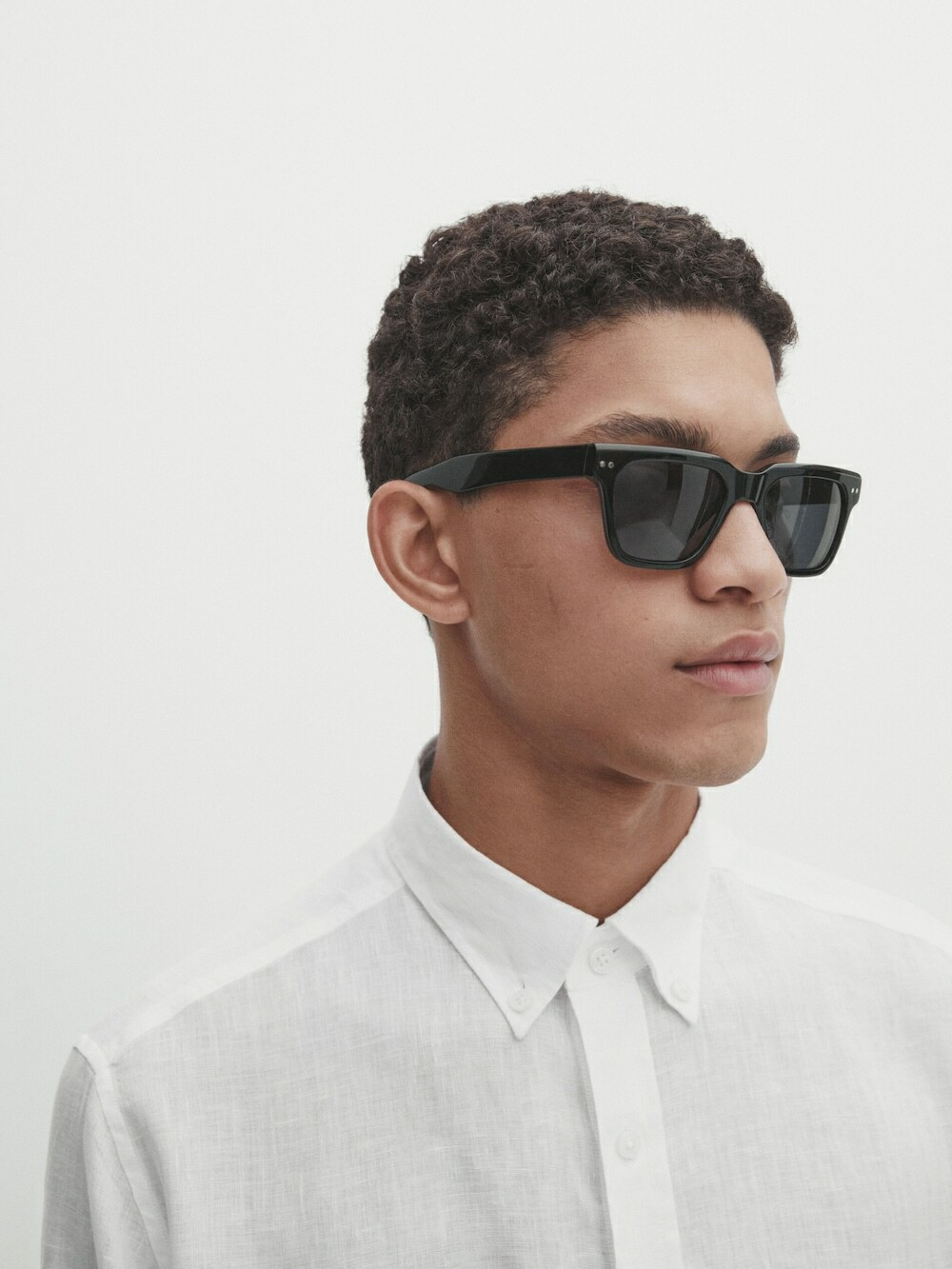 Massimo Dutti Рубашка классического кроя из 100% льна,  белый