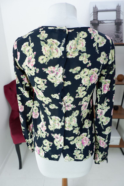 Блузка River Island с цветами 42 размер