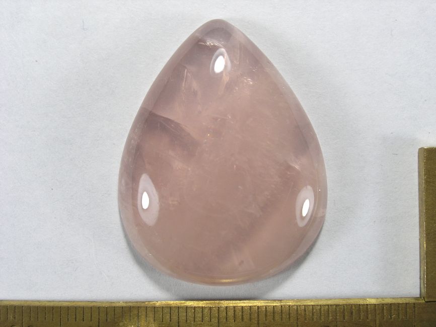 Кабошон кварца розового 35x27x7 мм
