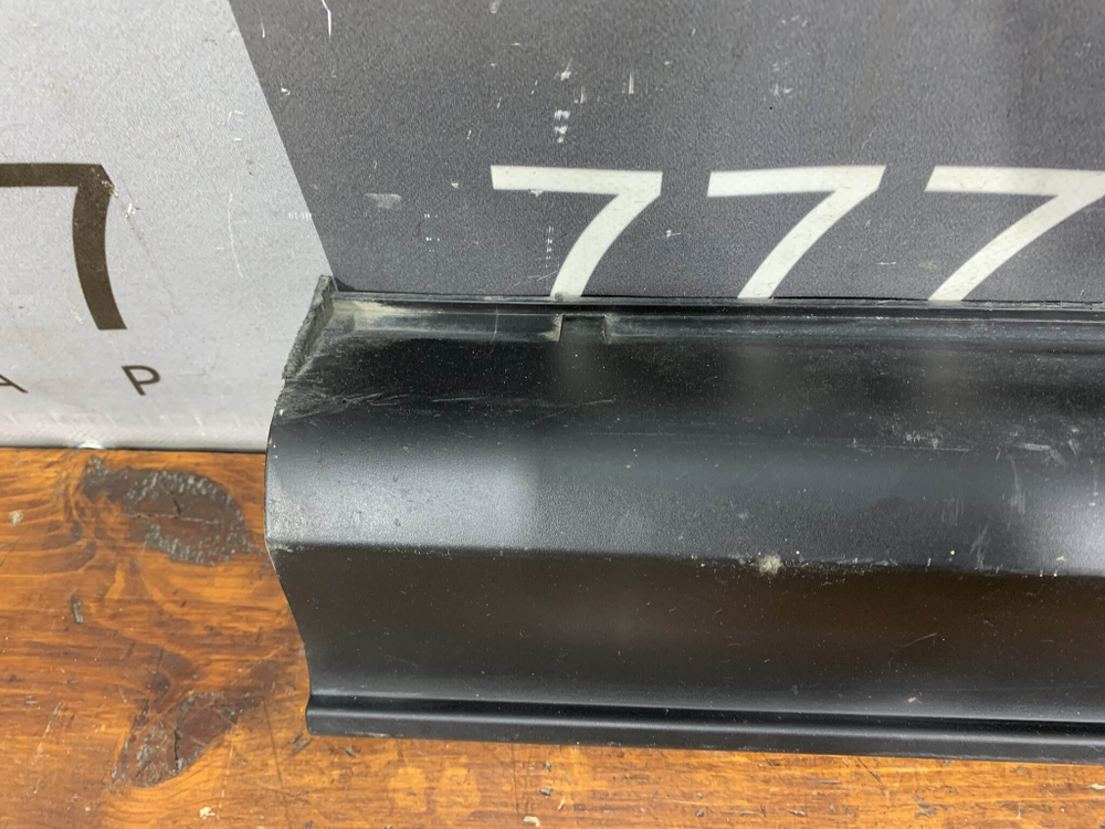 Накладка двери передней левой Mazda CX-5 2 (KF) 17-нв Б/У Оригинал KB7W51RB1