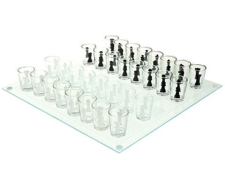 Настольная игра "Пьяные шахматы"