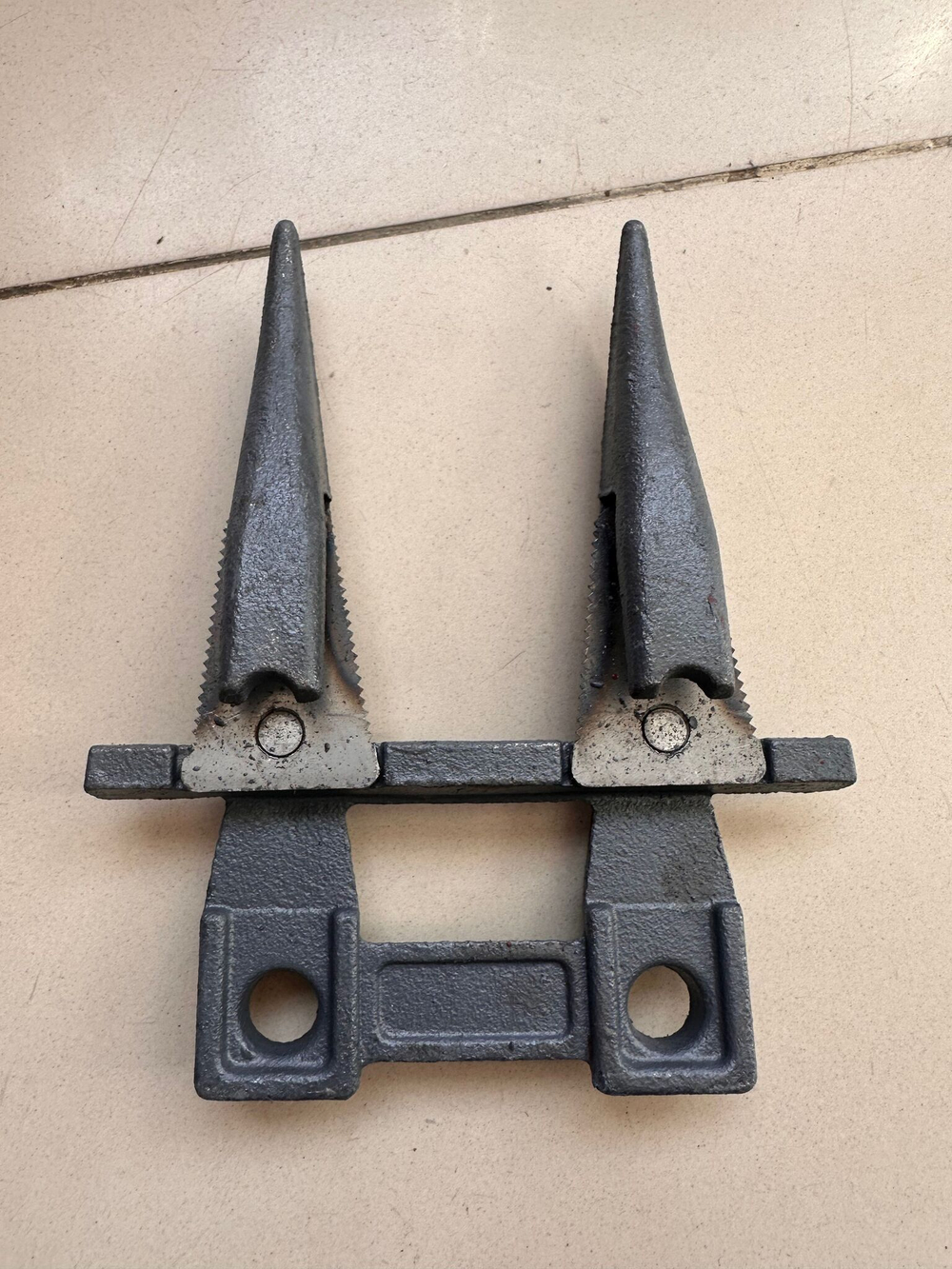 Палец реж. аппарата двойной (КИТ)