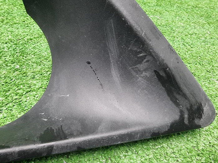 Накладка ПТФ правая BMW X2 F39 (2017-2023)