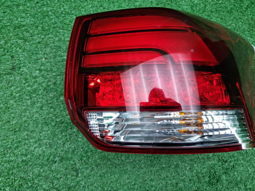Фонарь правый внешний Mitsubishi Outlander 3 15-нв