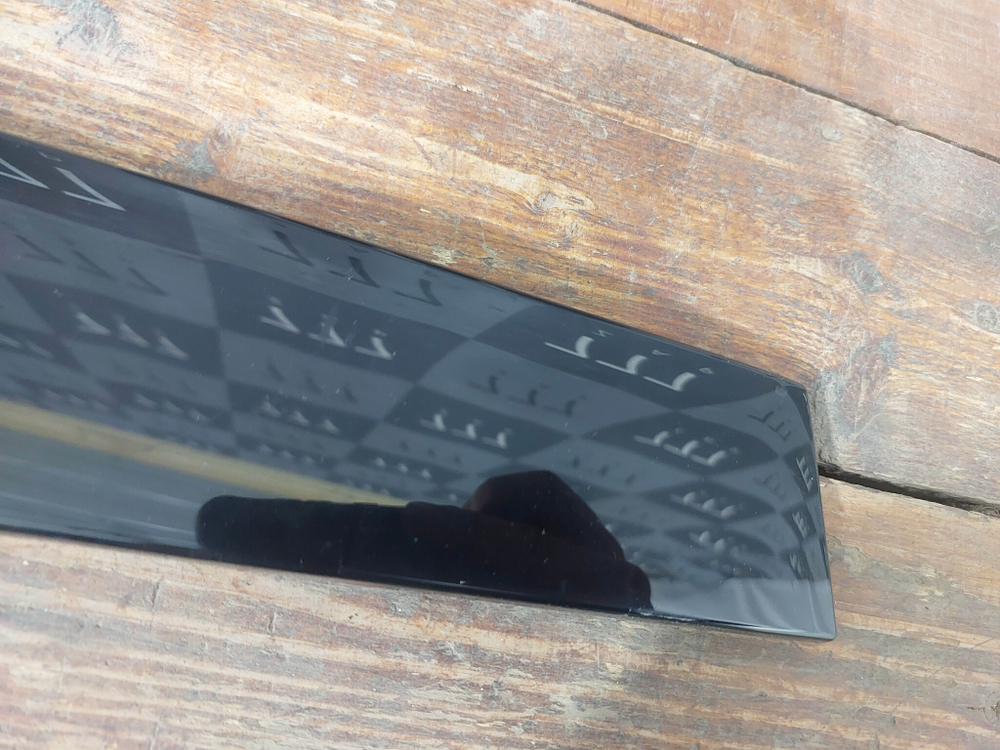 Накладка двери передней левой Geely Coolray 19-нв Б/У Оригинал 6600003997