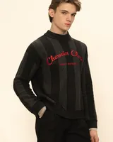 Черный свитер 