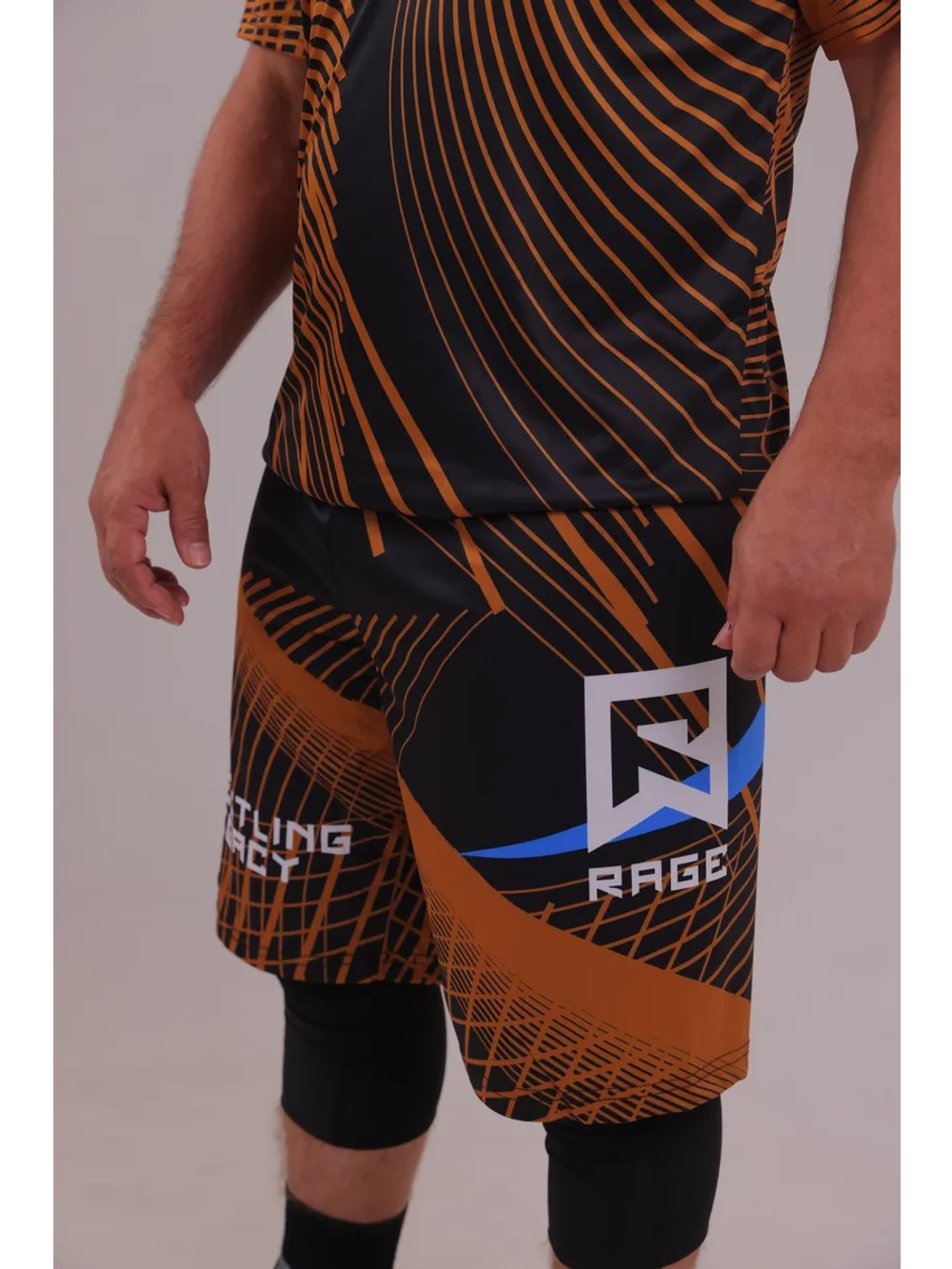 Костюм компрессионный шорты и футболка для тренировок