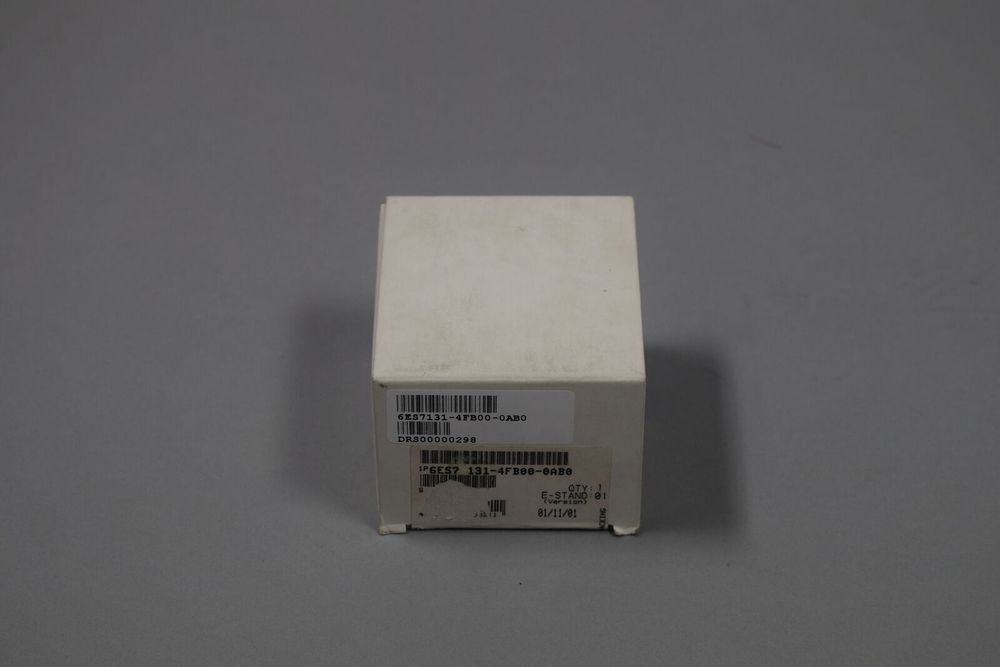Новый SIEMENS 6ES7131-4FB00-0AB0