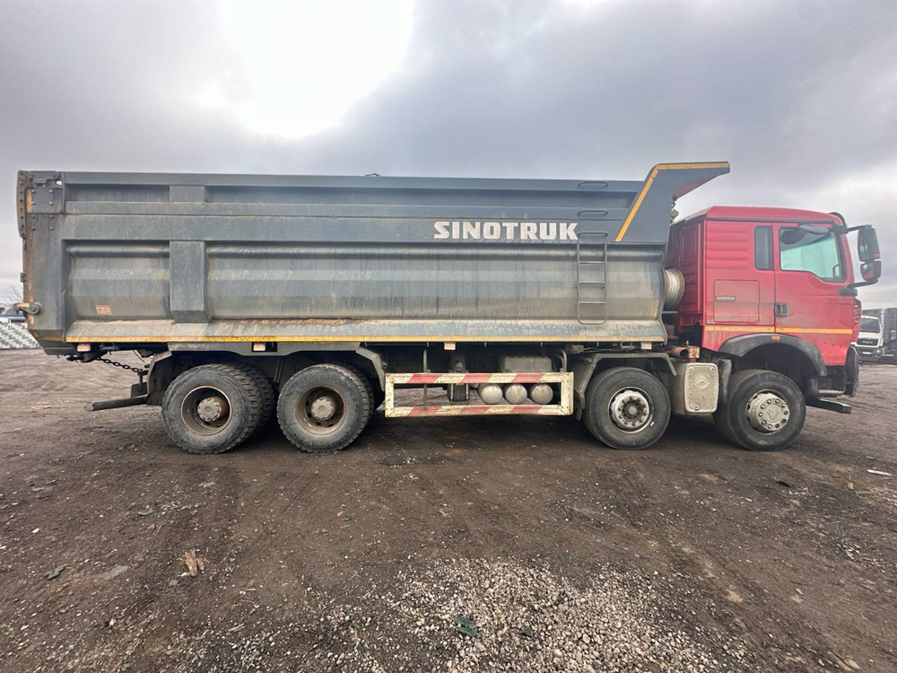 Howo T5G 8x4 Самосвал ZZ3317V386GE1 (Дизельный, 10,5 л, 440 л.с., МТ)