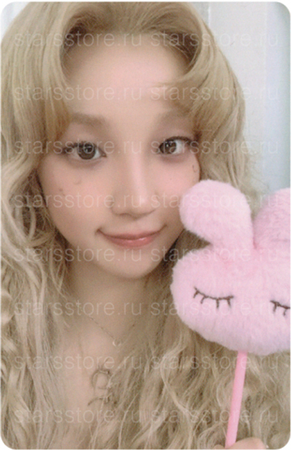 Фотокарта Yuqi i-dle - [We are] (Apple Music)