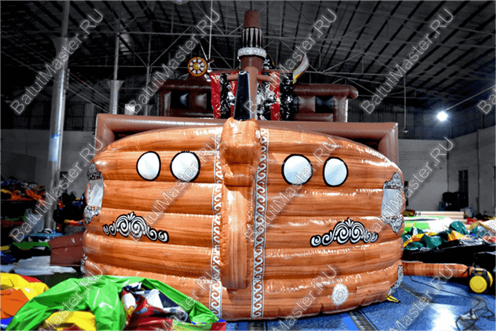 Надувной корабль "Весёлый Роджер Brown"