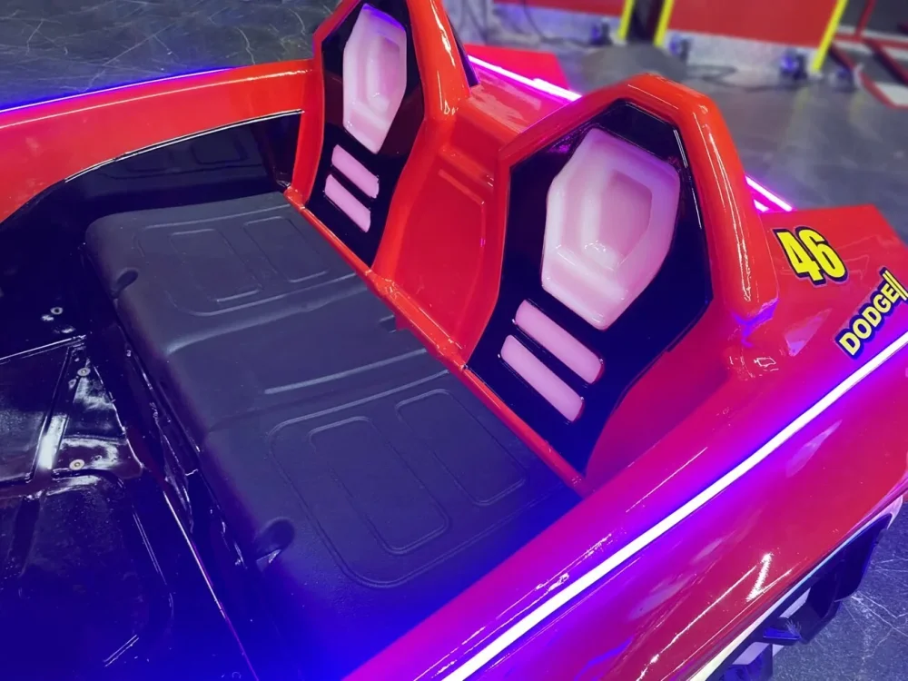 Прокатный аттракцион «Двухместный Спорткар» Электромобиль