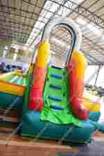 Коммерческий надувной батут "Футбольная площадка" 12*5*4 м