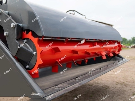 Ковш с фрезой для выемки силоса и сенажа