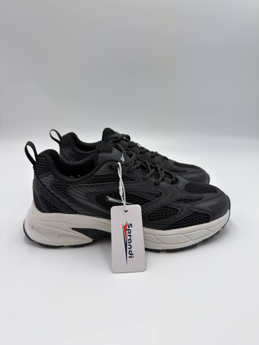 Женские кроссовки арт. 7W226C86-1 цвет "чёрный/белый"