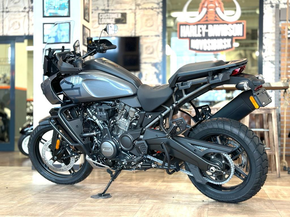 Harley-Davidson Pan America 1250 Special Gauntlet Gray Metallic