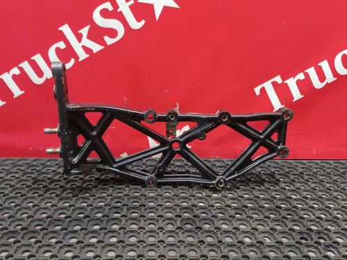 Кронштейн глушителя 2023г.