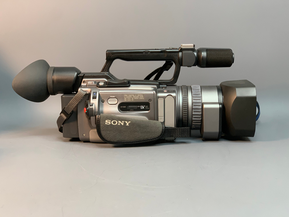 Sony DCR-VX2100E PAL