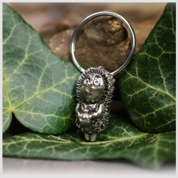 Брелок "Ежик" для ключей , сумок и рюкзаков , мельхиор