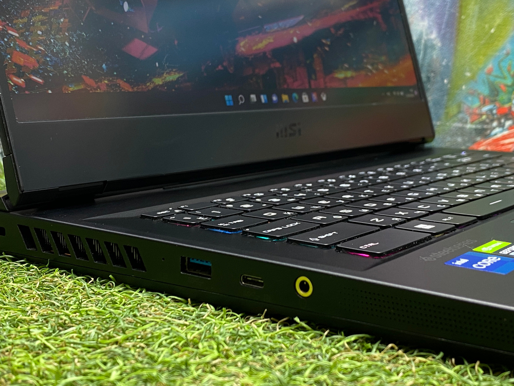 Игровой MSI i7-12/RTX 3070 Ti 8GB/144Hz/16GB/1TB/ Vector GP66 12UGSO-671RU [9s7-154424-671]/Windows 11