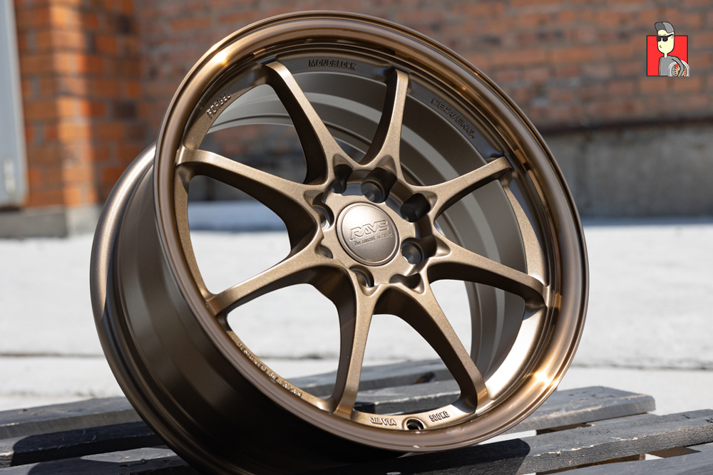 Комплект дисков Rays CE28 17x7.5 et35 4x100/4x114.3