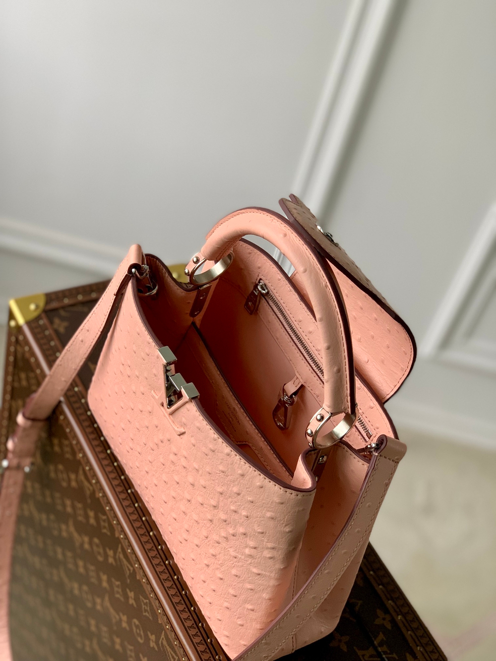 Louis Vuitton Capucines BB