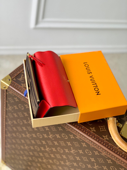 Louis Vuitton Emilie Wallet