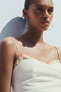 ZARA ТОП ИЗ ЭЛАСТИЧНОЙ ТКАНИ С КОНТРАСТНЫМ ПРИНТОМ, БЕЛЫЙ